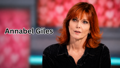 Annabel Giles